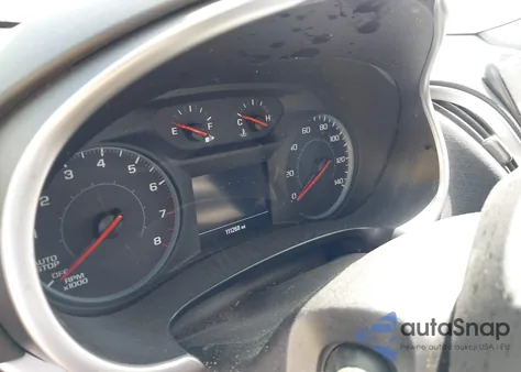 2021 Chevrolet Malibu Fwd Ls z USA, uszkodzony, nr VIN 1G1ZB5ST3MF060730